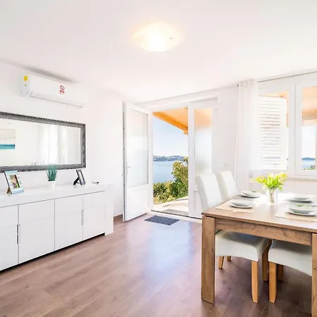 Marnic- Blue Chill Apartment Mlini