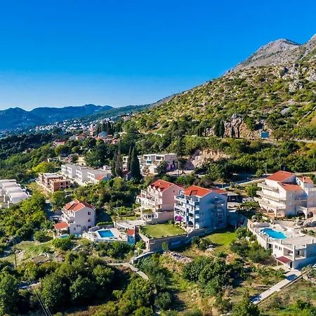 Apartment Marnic- Blue Chill