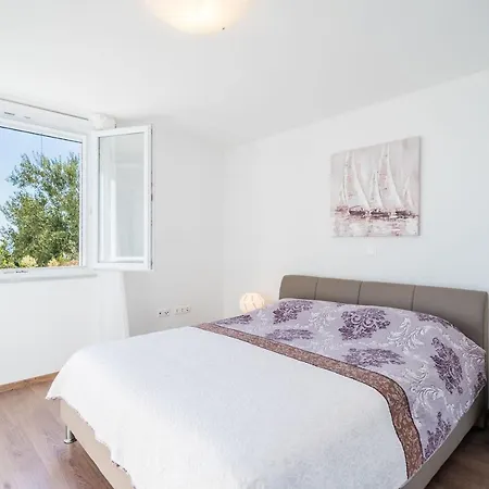 Marnic- Blue Chill Apartment