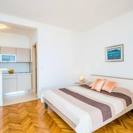 Apartment Marnic- Blue Chill *