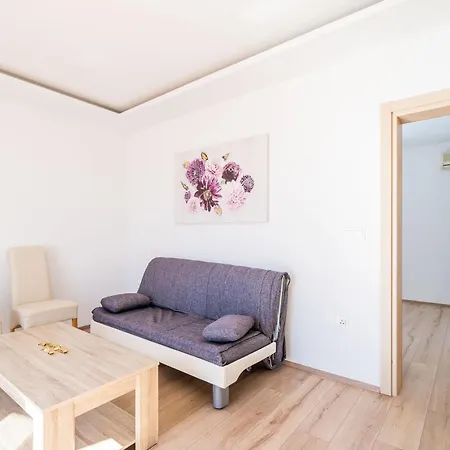Apartment Marnic- Blue Chill