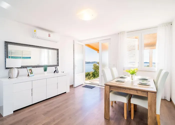 Marnic- Blue Chill 아파트 믈리니